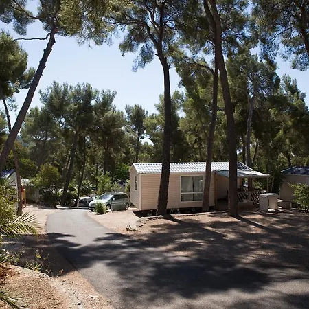 Camping De Ceyreste 4*
