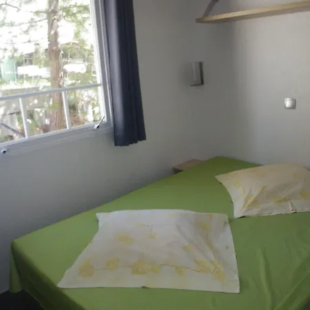 Campsite Camping De Ceyreste 4*