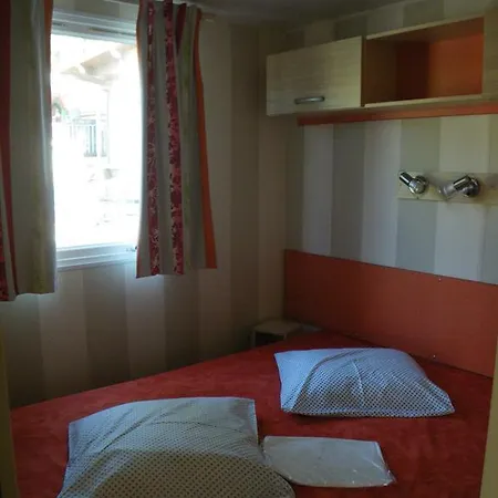 Camping De Ceyreste 4* La Ciotat