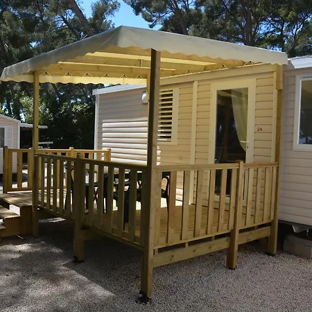Camping De Ceyreste La Ciotat